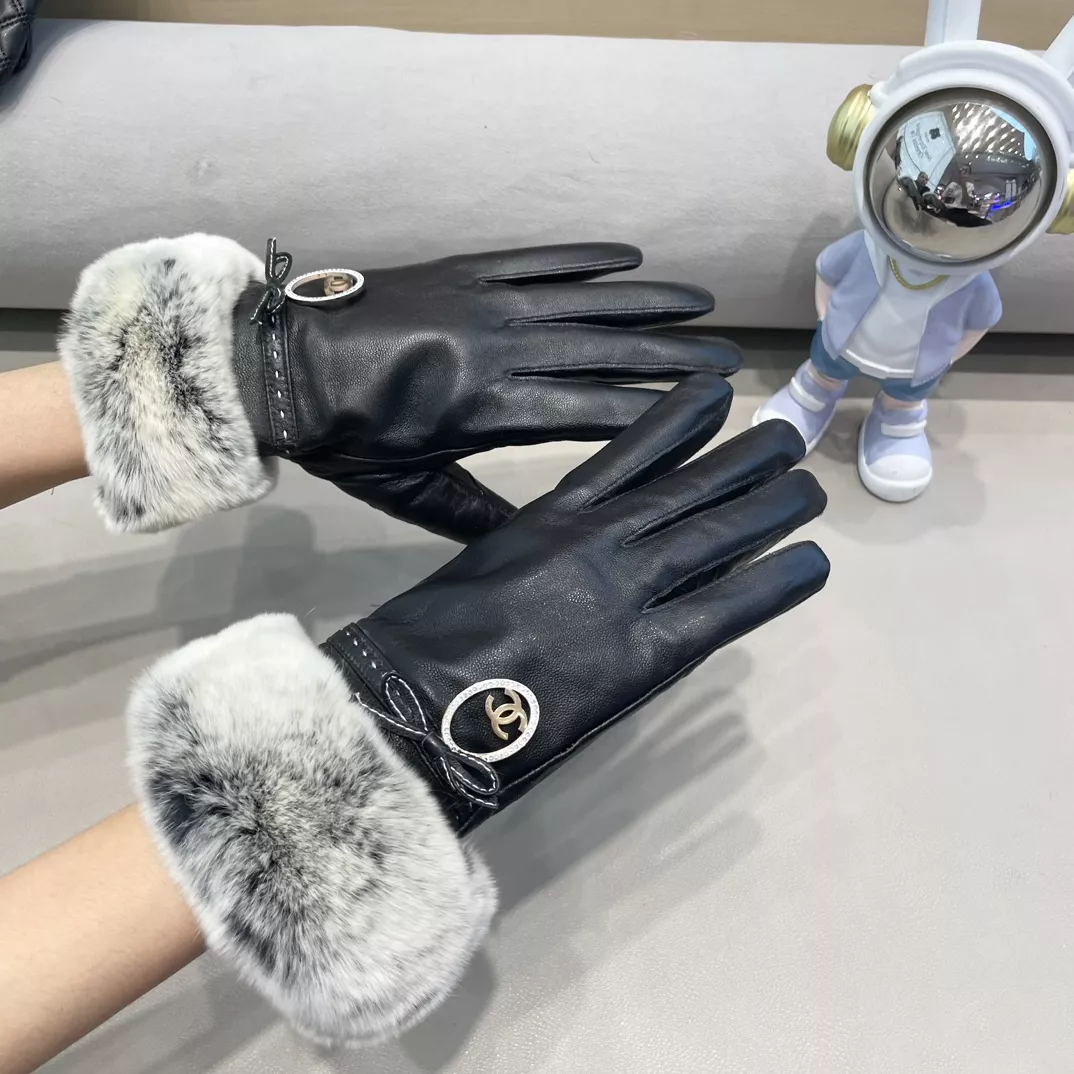 Prada Gloves For Women GoAnywhere 5547