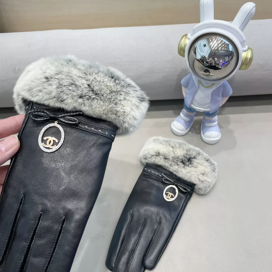 Prada Gloves For Women GoAnywhere 5547