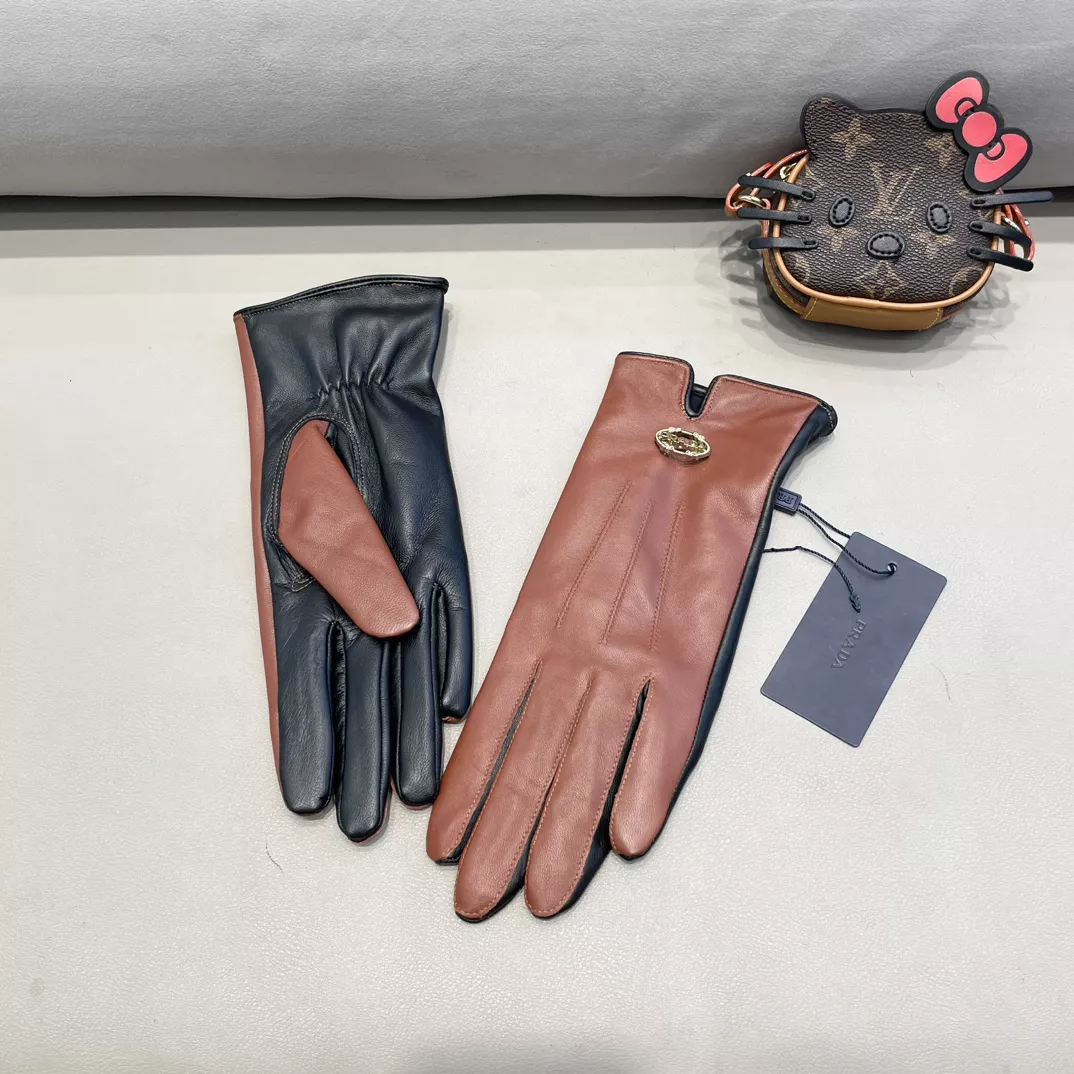Prada Gloves For Women Lightweight 4715