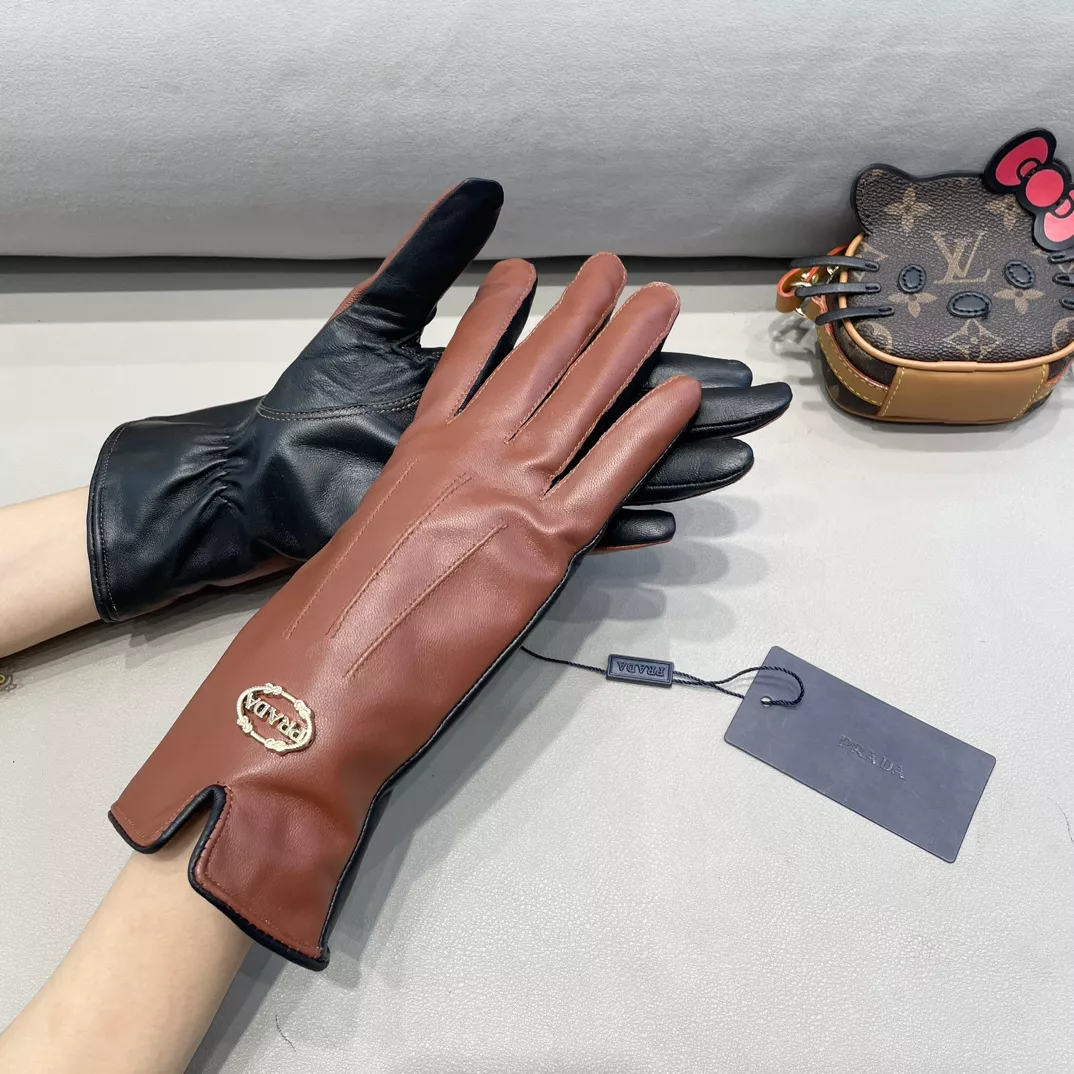 Prada Gloves For Women Lightweight 4715