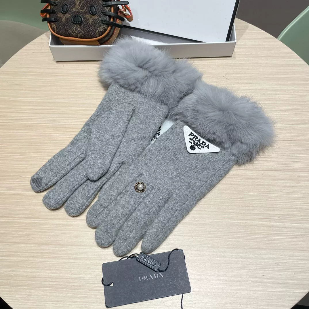 Prada Gloves For Women Modern 2143