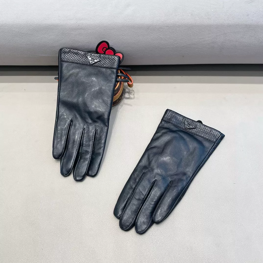 Prada Gloves For Women ModernLook 4263