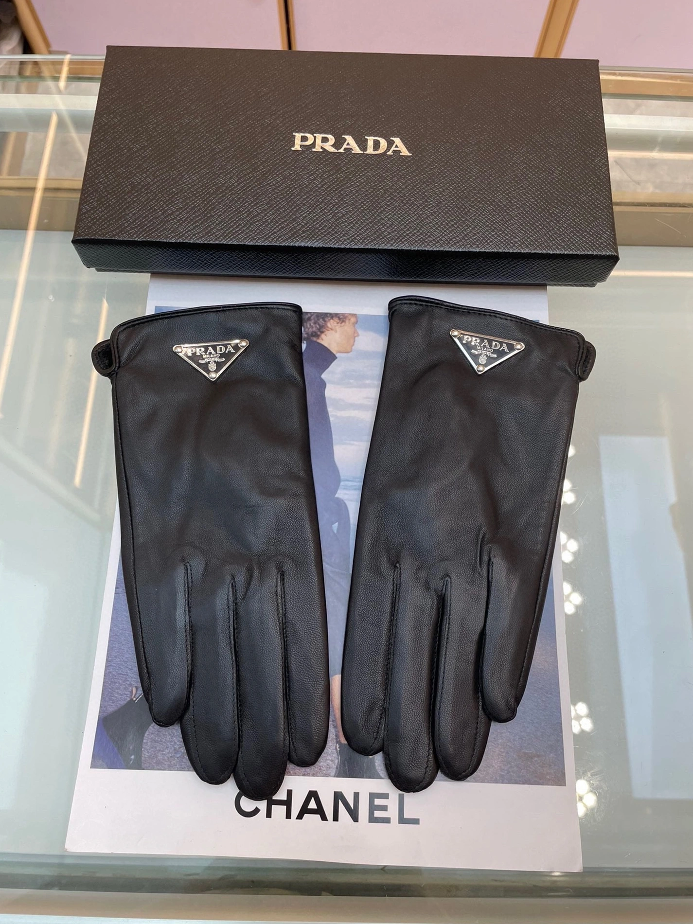 Prada Gloves For Women ModernLook 6584