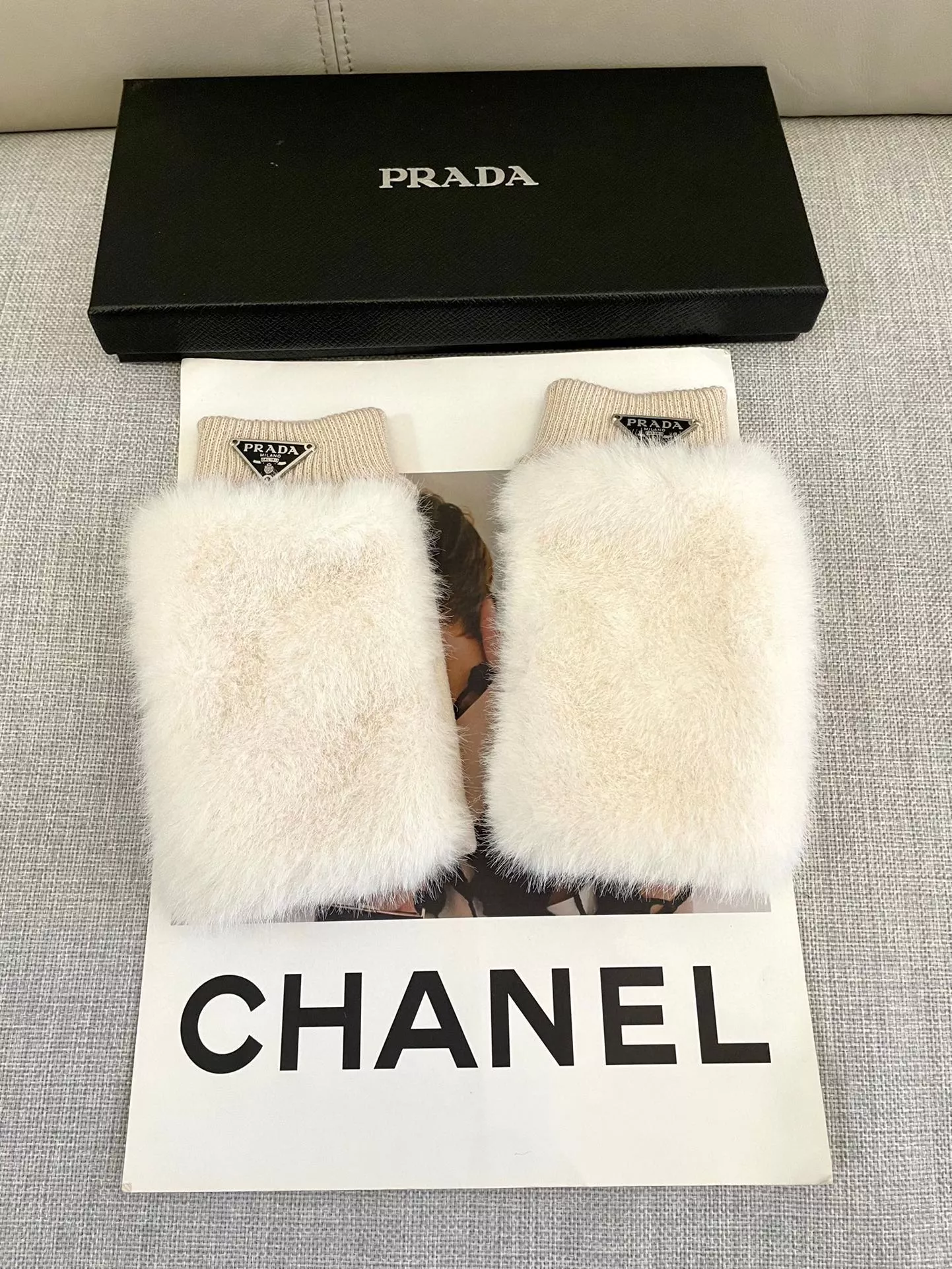 Prada Gloves For Women Refined 1869