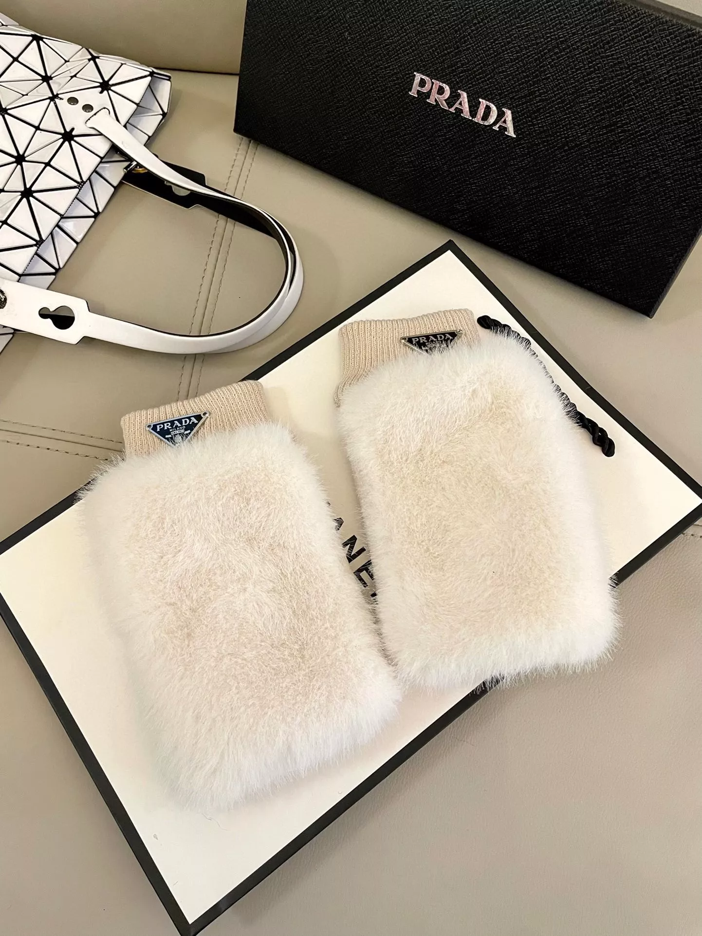 Prada Gloves For Women Refined 1869