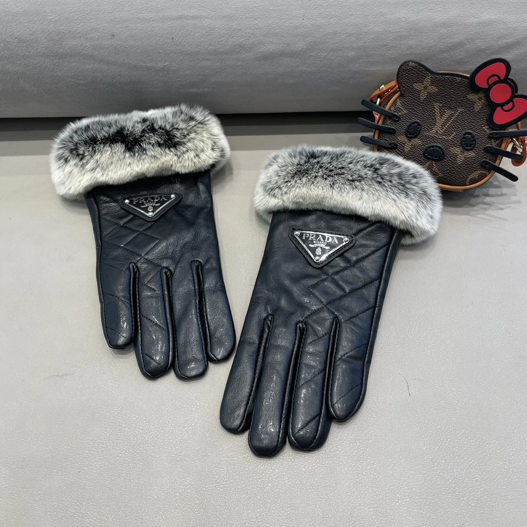 Prada Gloves For Women Stylish 1558