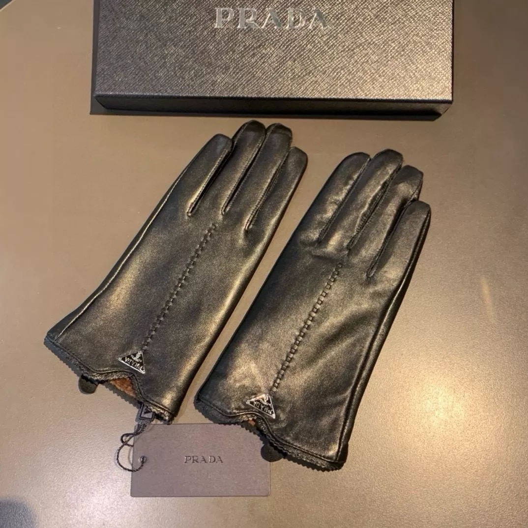 Prada Gloves For Women Stylish 4716