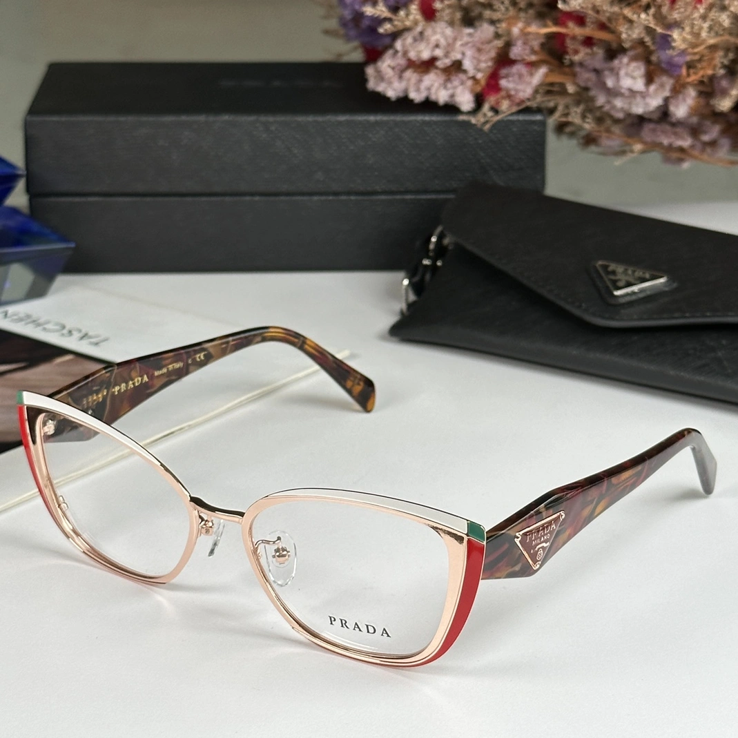 Prada Goggles Minimalist 8476