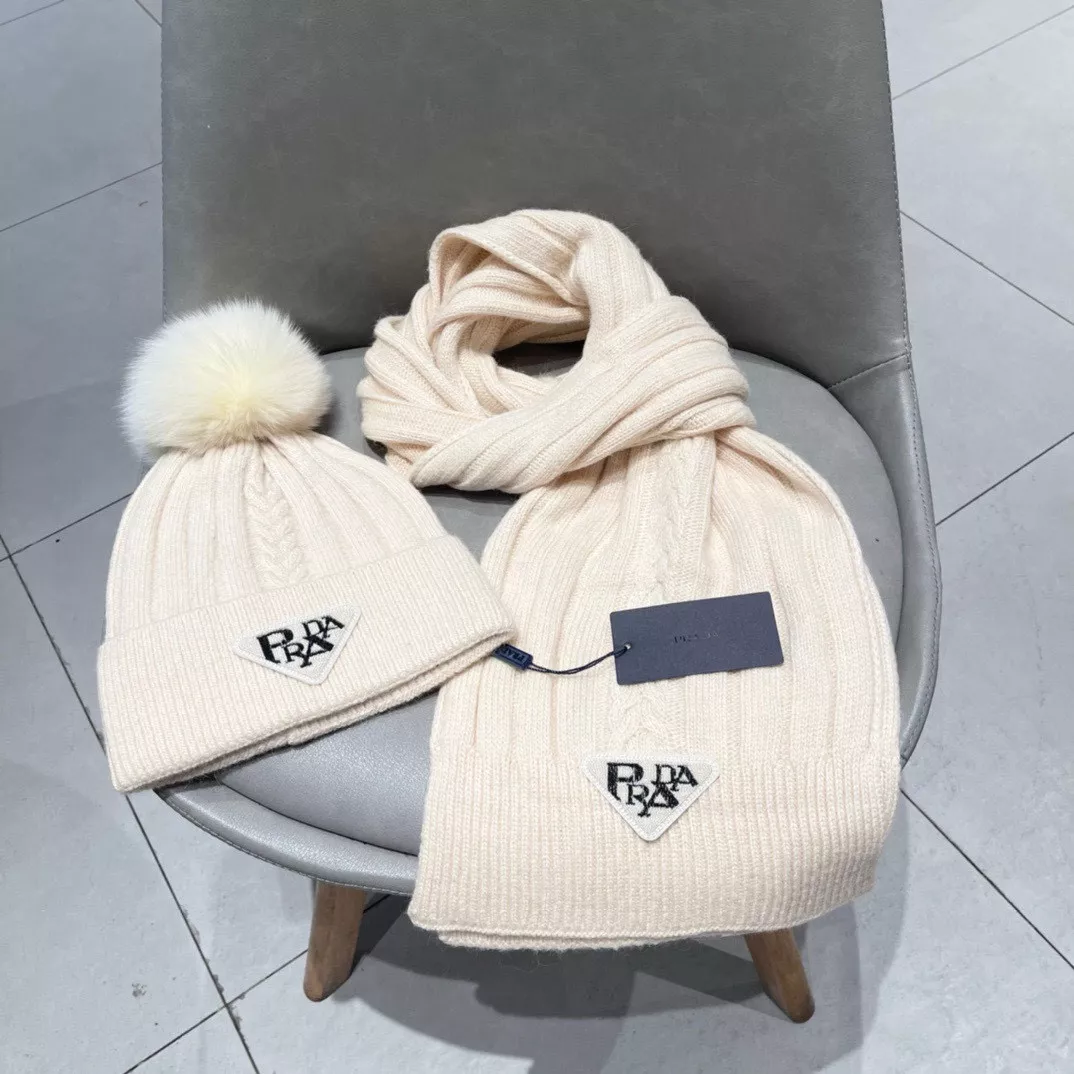 Prada Hat and Scarf Set Breathable 6384