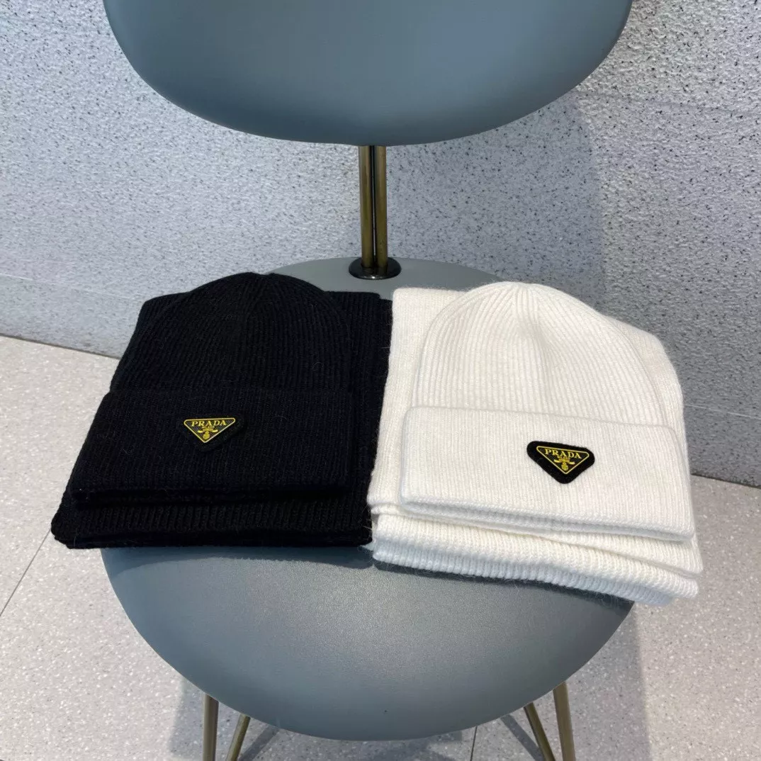 Prada Hat and Scarf Set Comfortable 7697