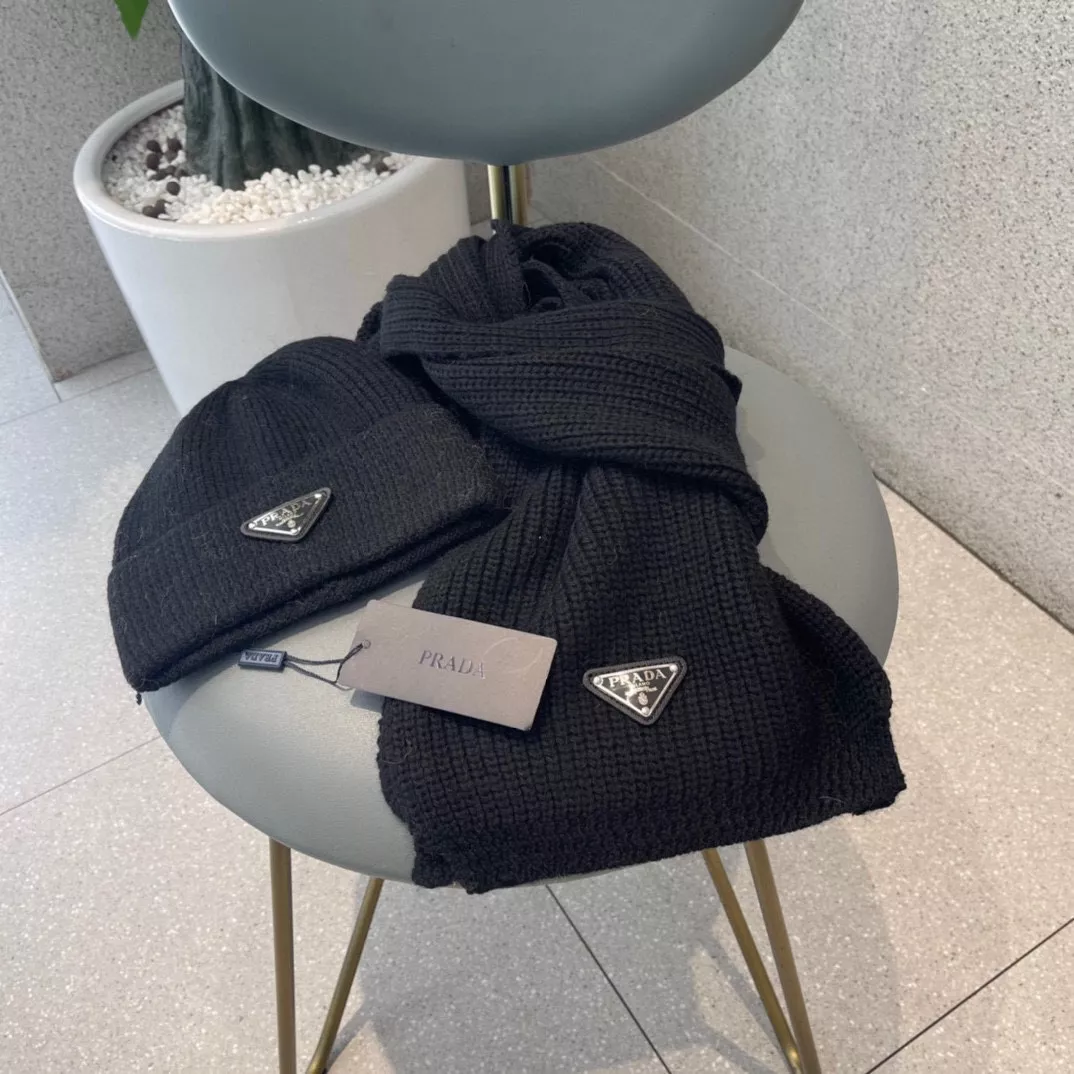 Prada Hat and Scarf Set Durable 4462