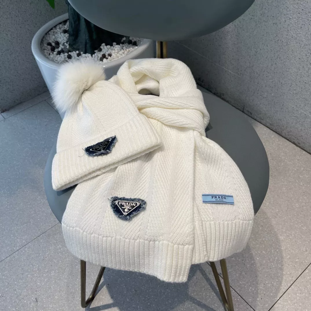 Prada Hat and Scarf Set Trendsetting 9490