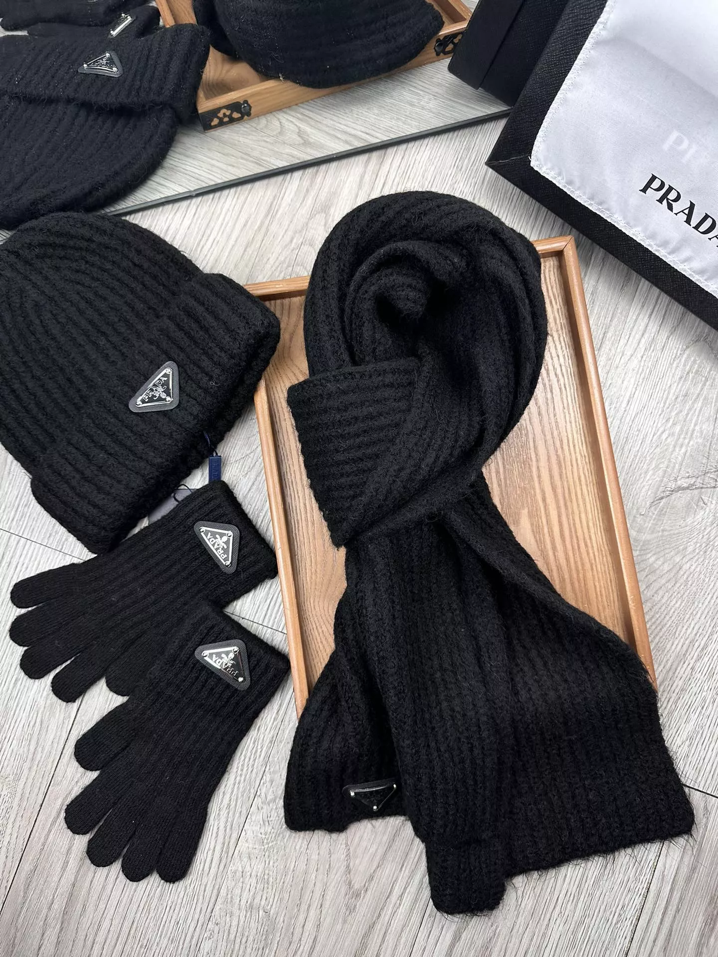 Prada Hat and Scarf and Glove Set NewStyle 2314