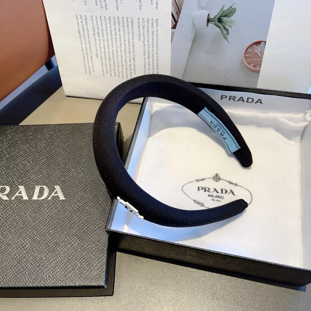 Prada Headband For Women Durable 251