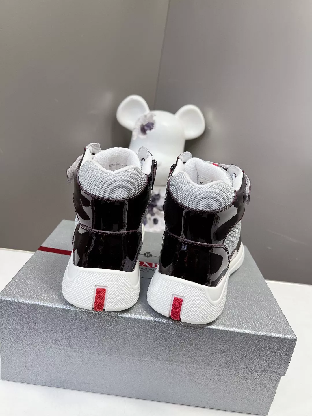 Prada High Top Shoes For Men Comfortable 9997