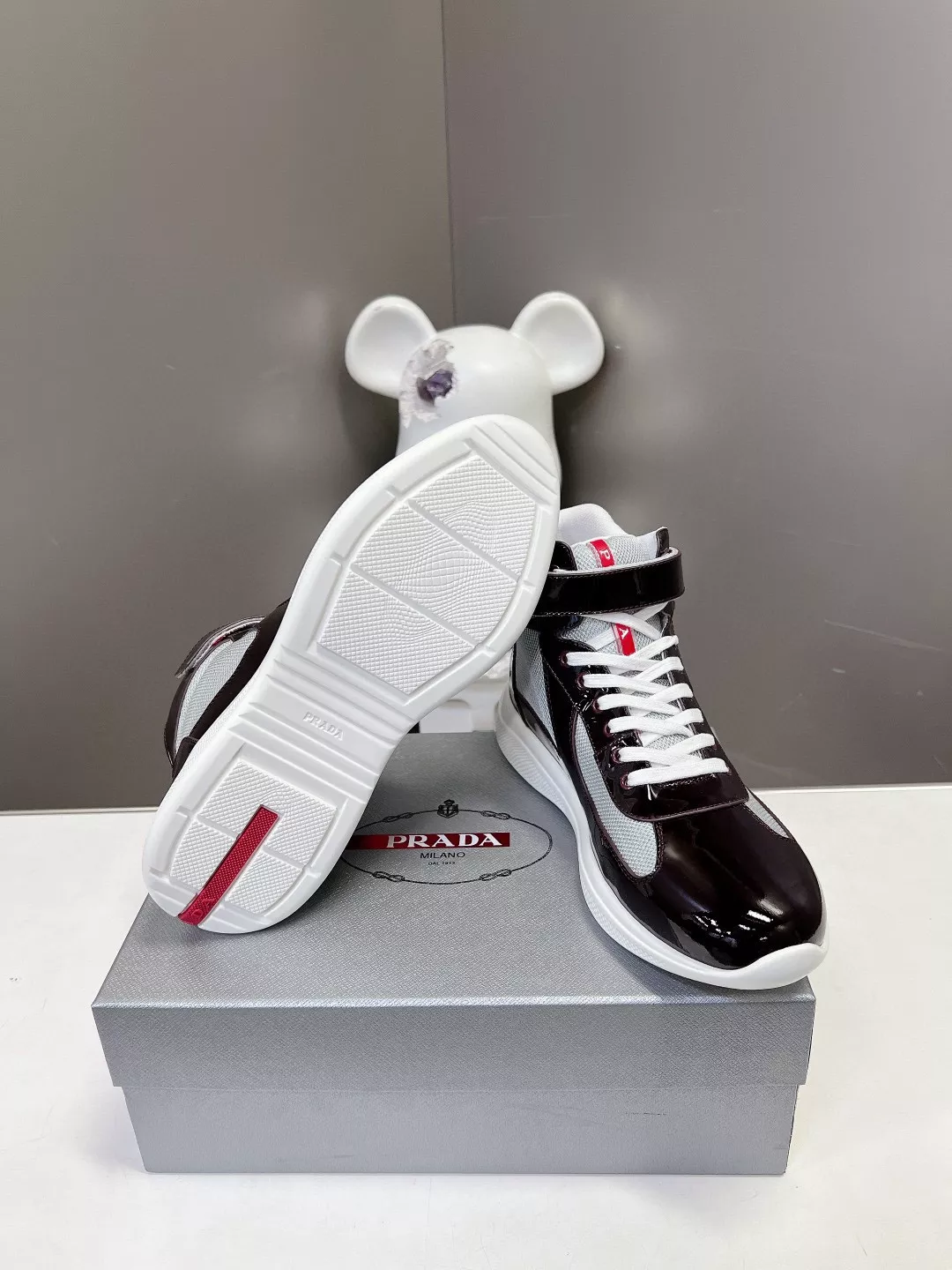 Prada High Top Shoes For Men Comfortable 9997