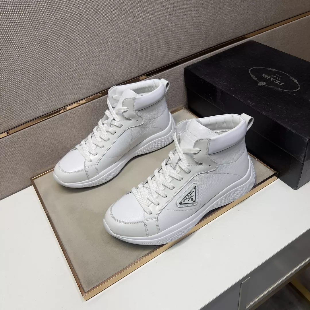 Prada High Top Shoes For Men Durable 3082