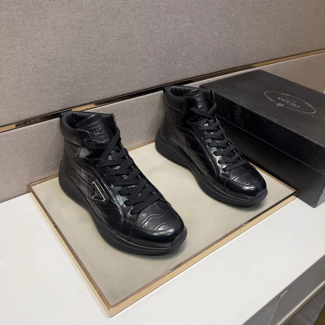 Prada High Top Shoes For Men Lightweight 2899