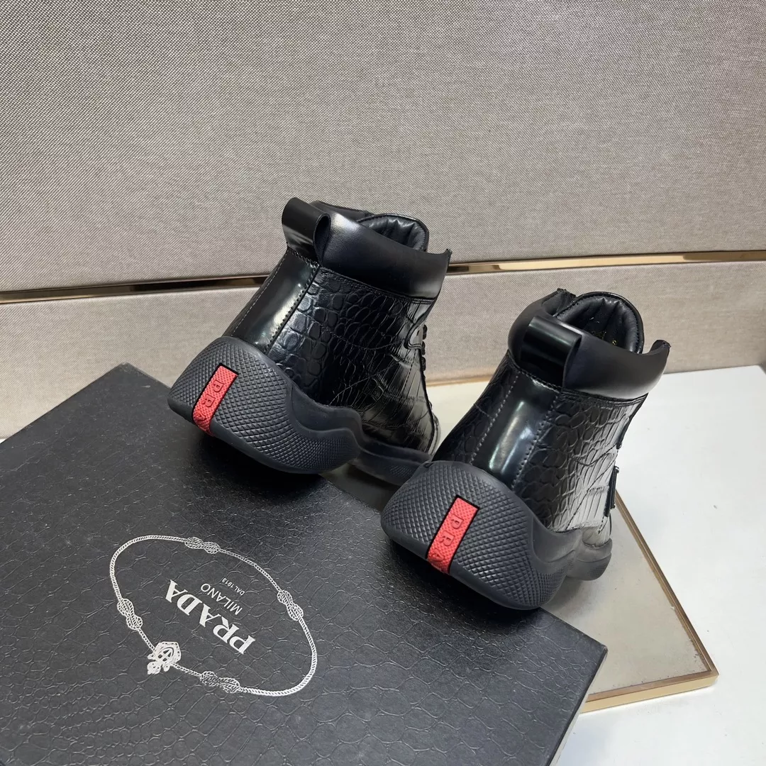 Prada High Top Shoes For Men Lightweight 2899