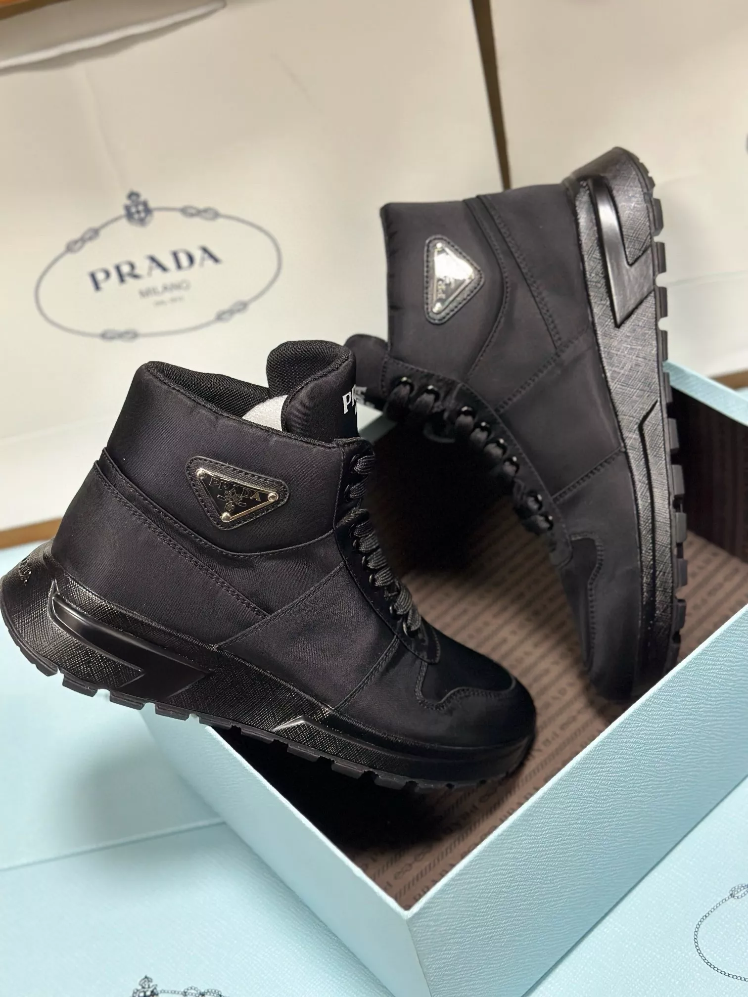 Prada High Top Shoes For Men Vibrant 3117