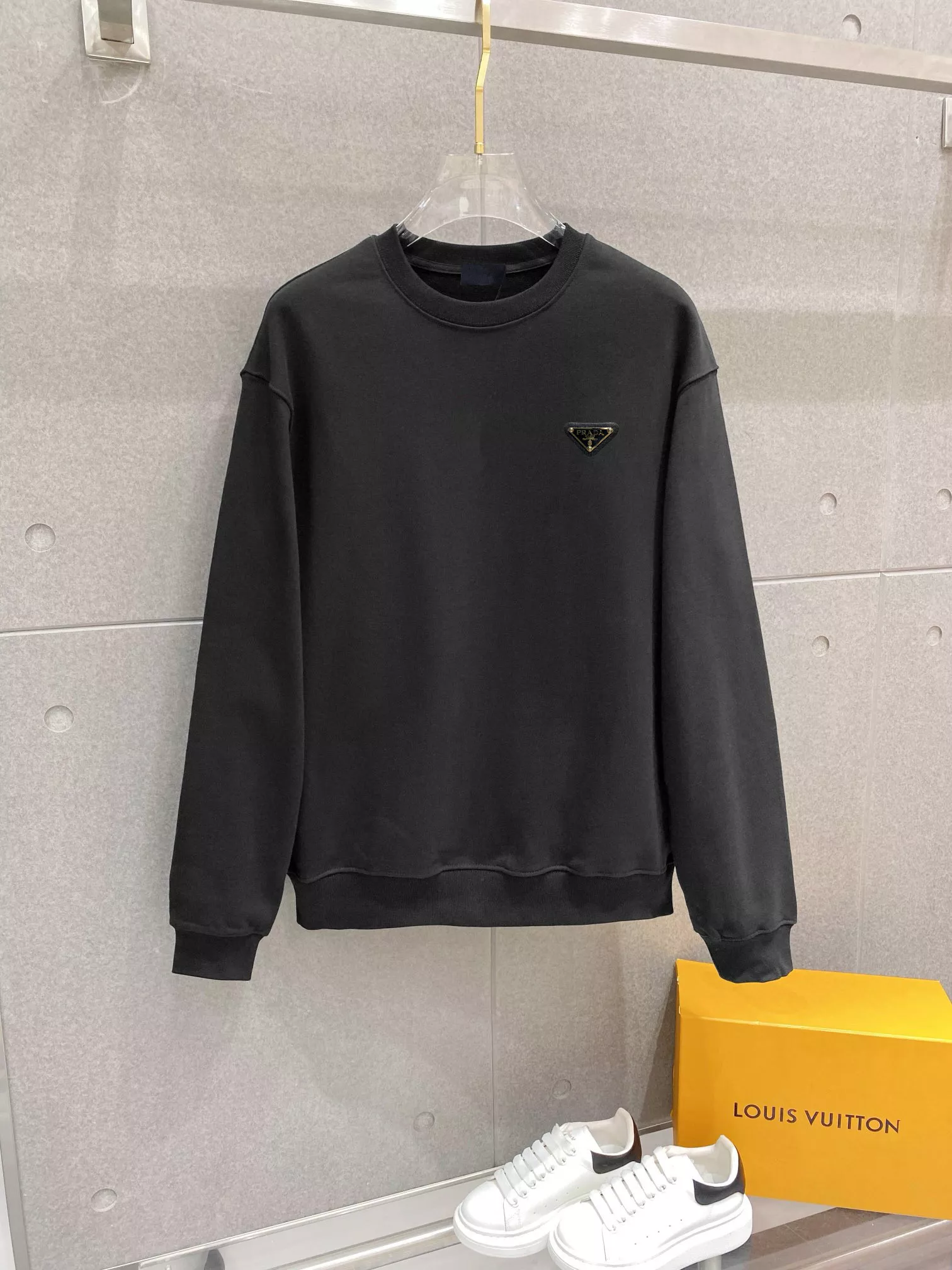 Prada Hoodies Long Sleeved For Men Refined 7926
