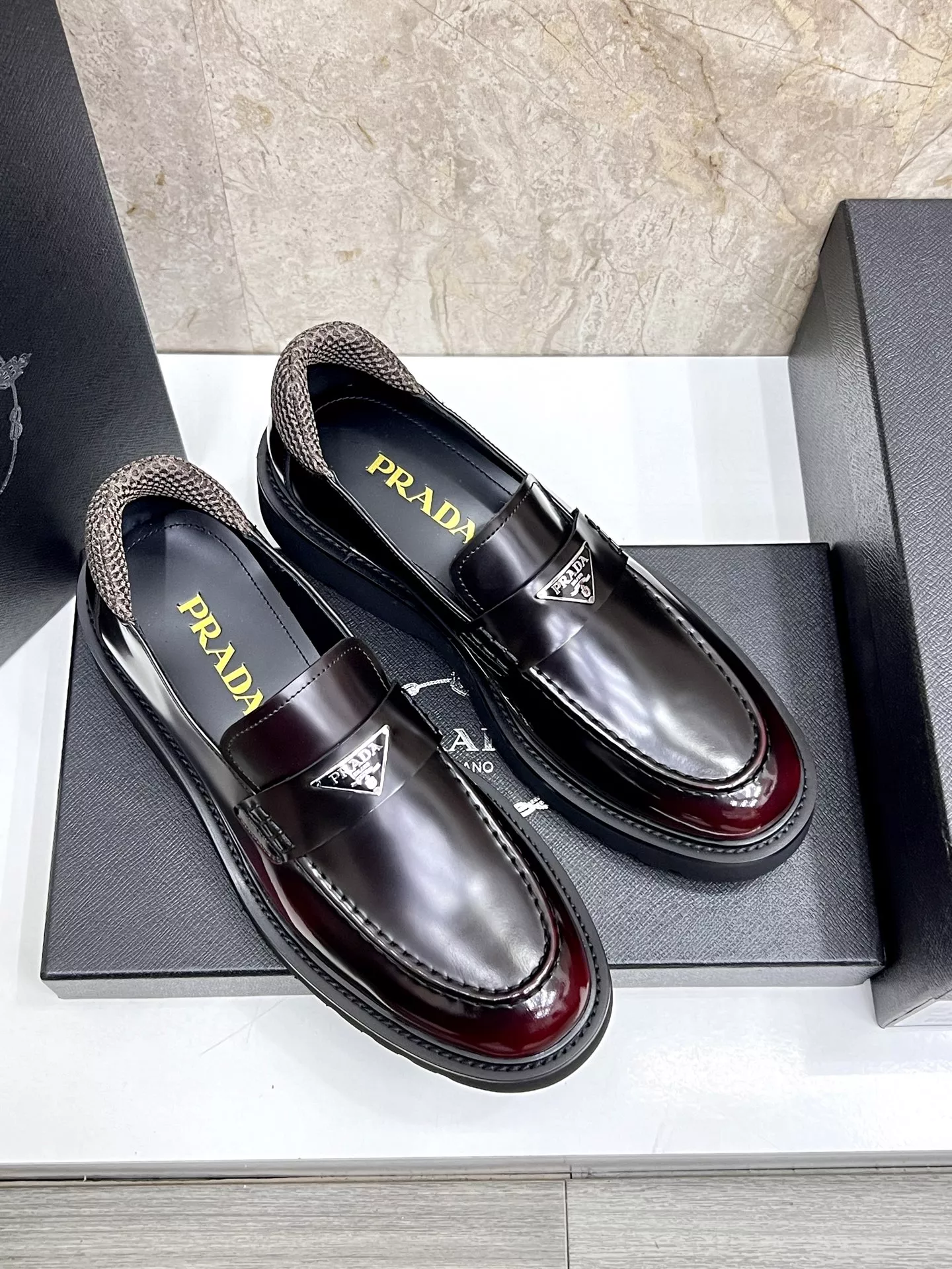 Prada Leather Shoes For Men Affordable 9046
