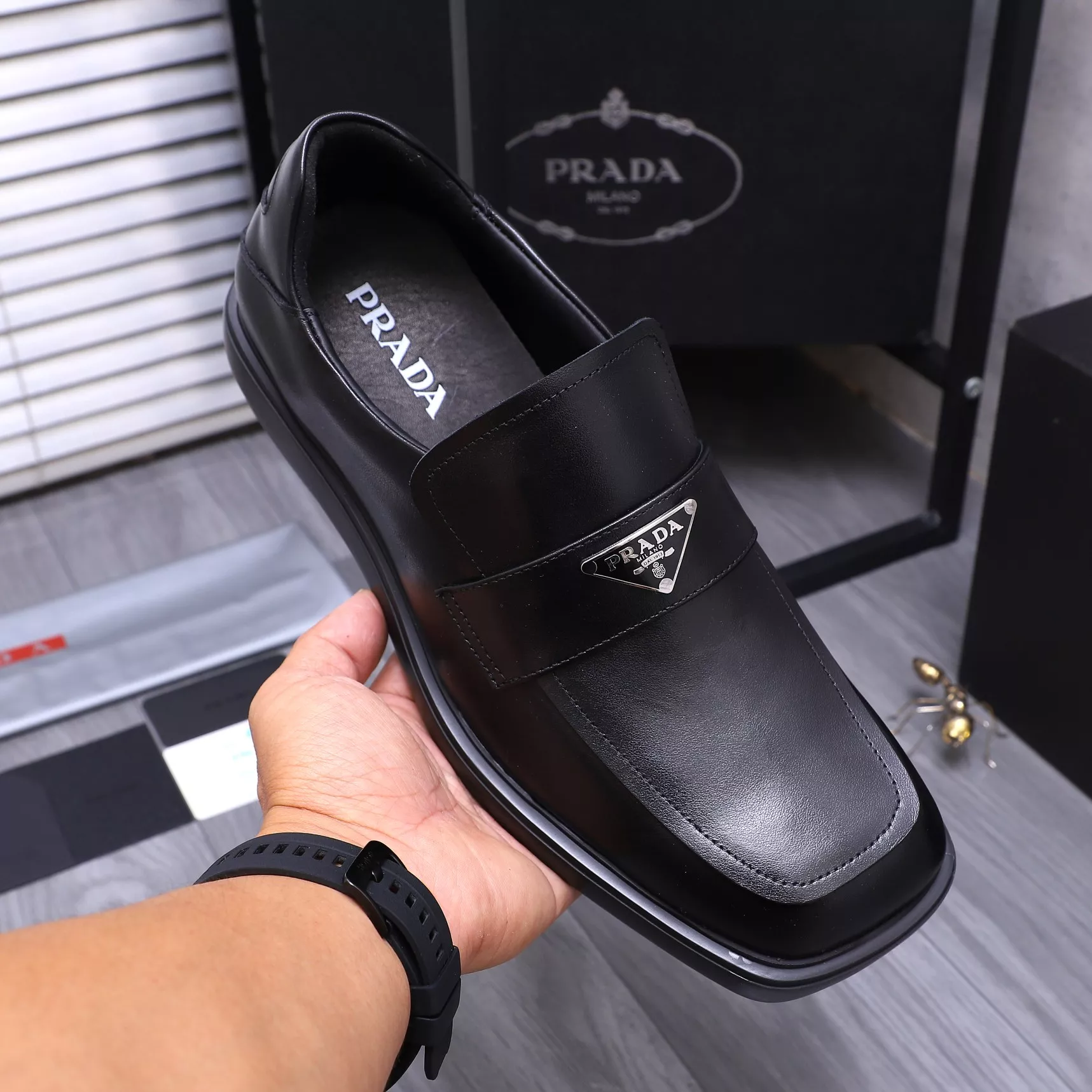 Prada Leather Shoes For Men AllSeason 212