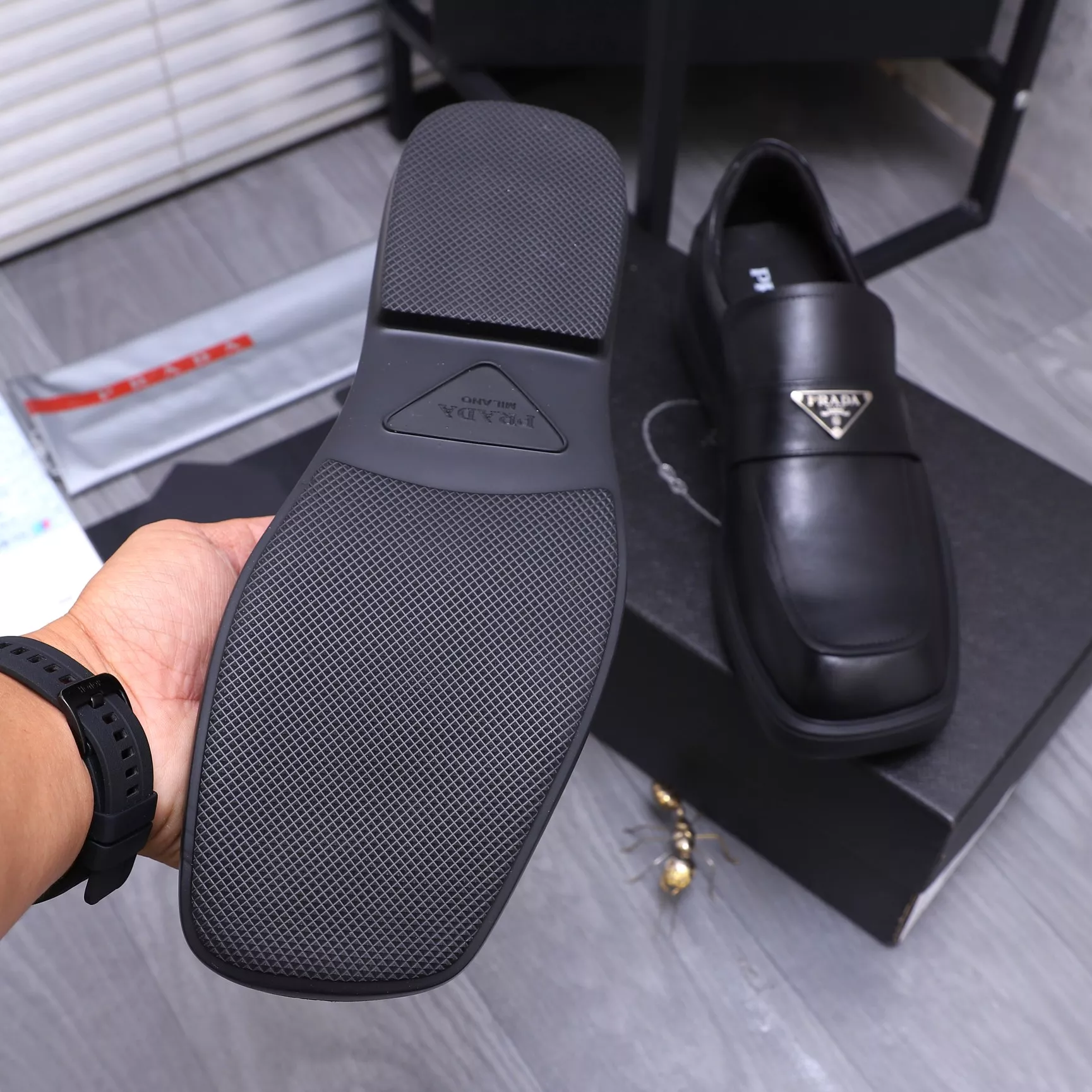 Prada Leather Shoes For Men AllSeason 212