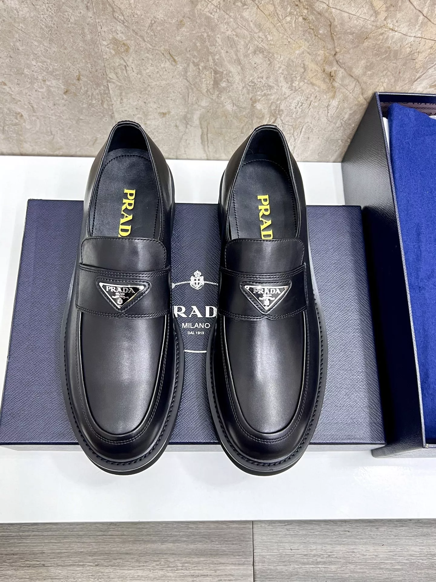 Prada Leather Shoes For Men AllSeason 2690