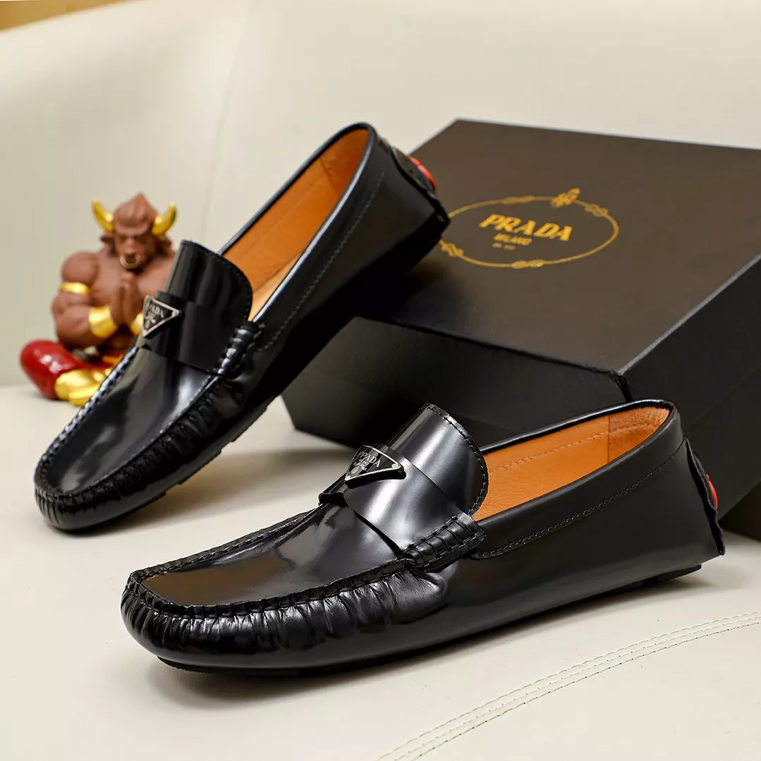 Prada Leather Shoes For Men Bold 7772