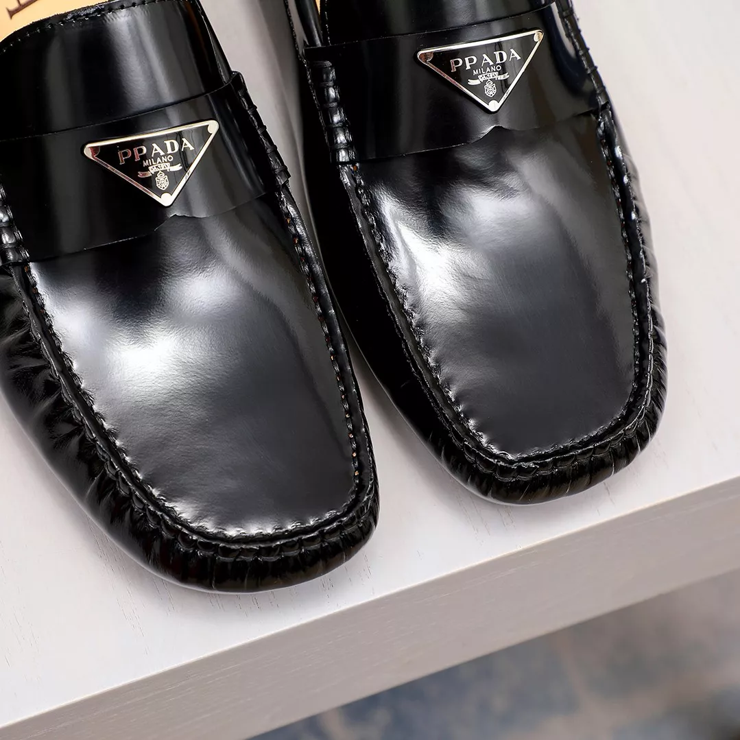 Prada Leather Shoes For Men Bold 7772