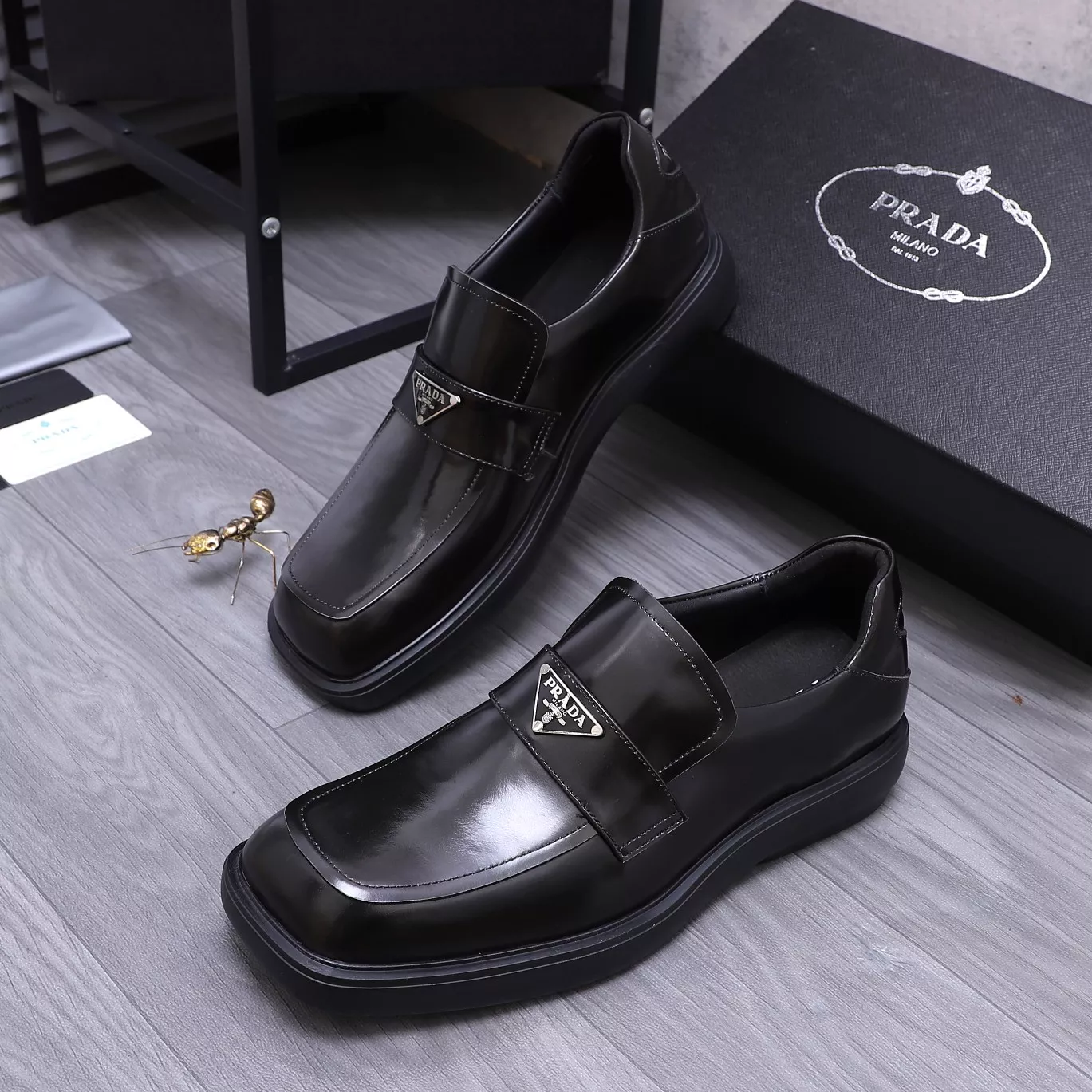 Prada Leather Shoes For Men Bold 9055