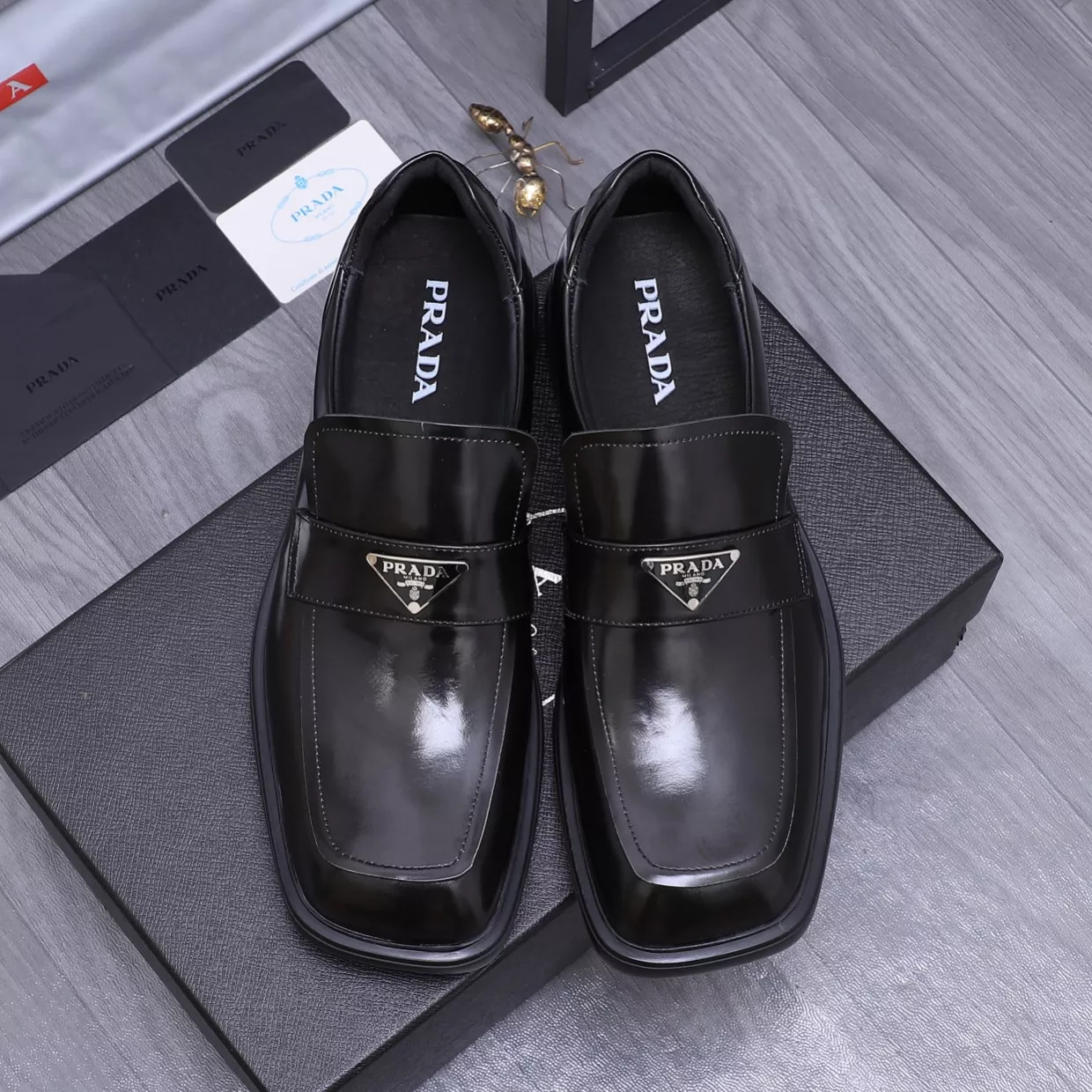 Prada Leather Shoes For Men Bold 9055