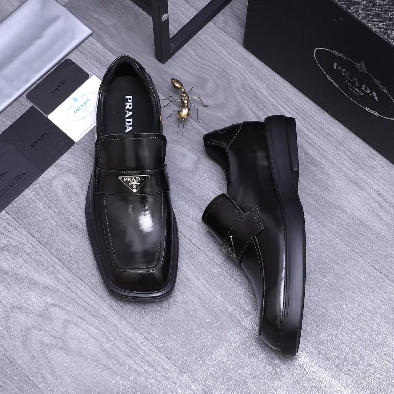 Prada Leather Shoes For Men Bold 9055
