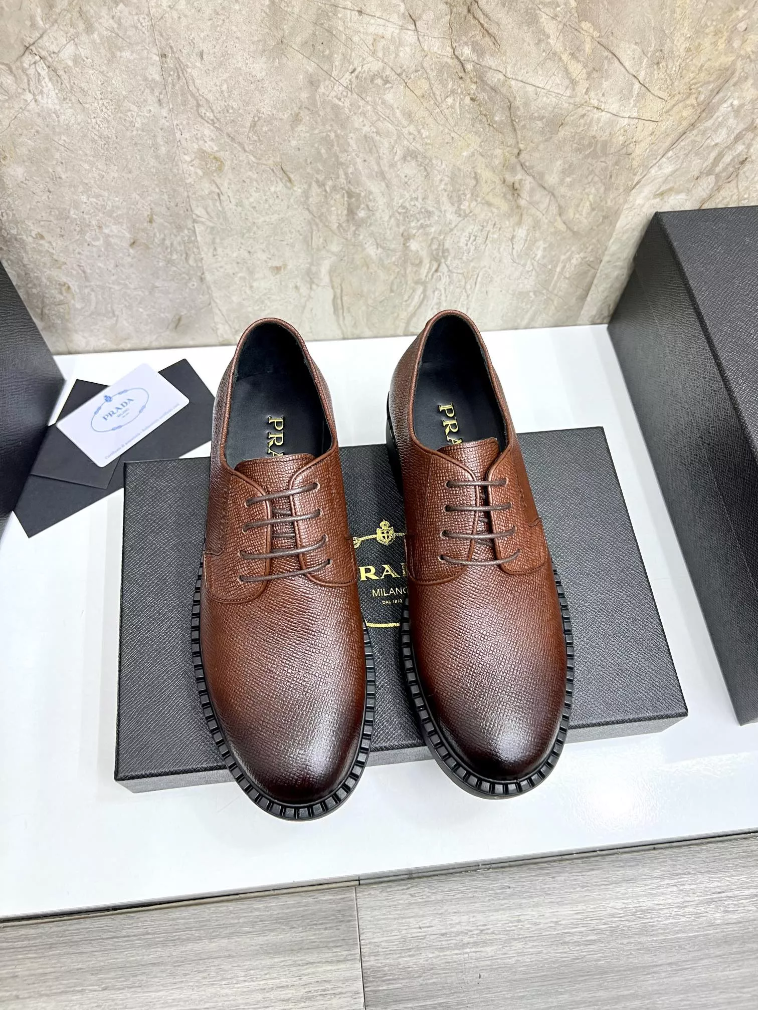 Prada Leather Shoes For Men Compact 2746
