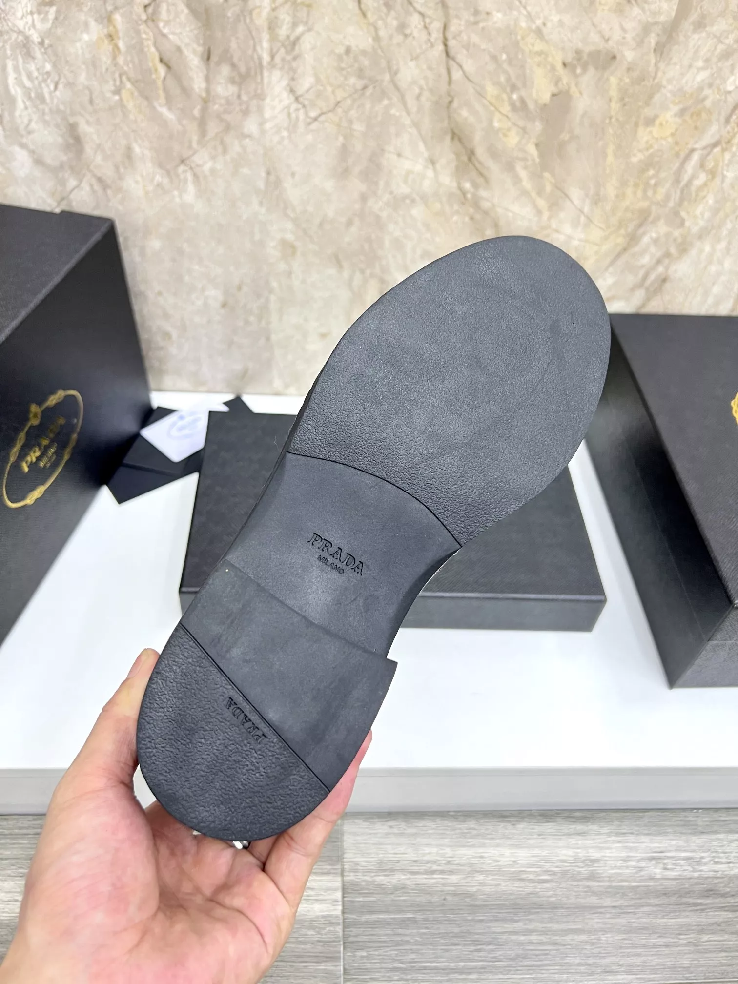 Prada Leather Shoes For Men Compact 2746