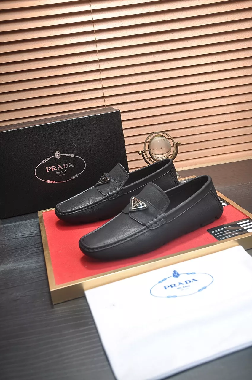 Prada Leather Shoes For Men Compact 4439