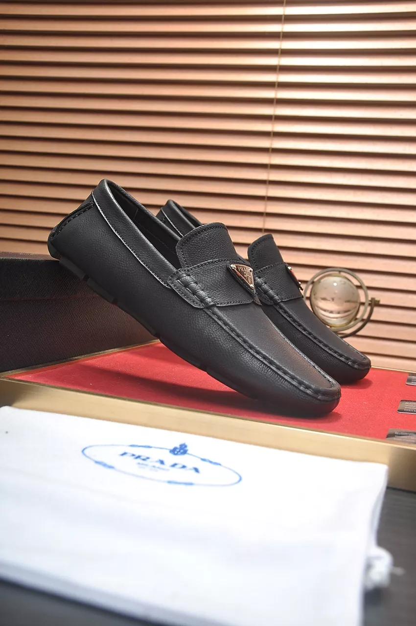 Prada Leather Shoes For Men Compact 4439