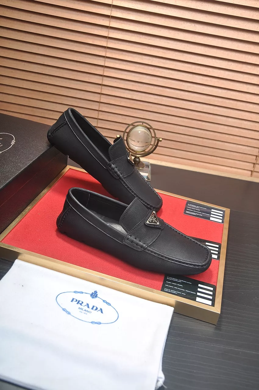 Prada Leather Shoes For Men Compact 4439