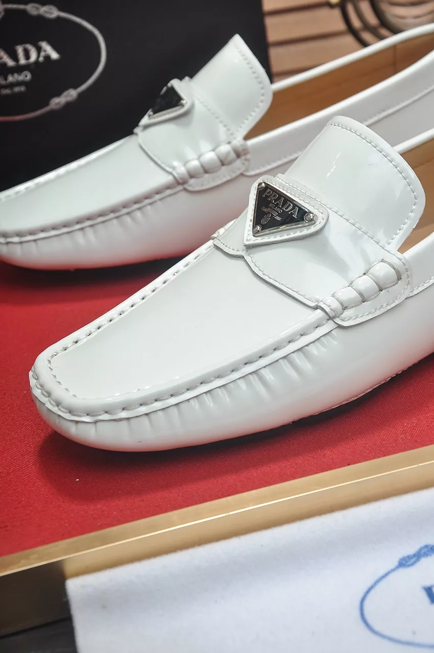 Prada Leather Shoes For Men Compact 5019