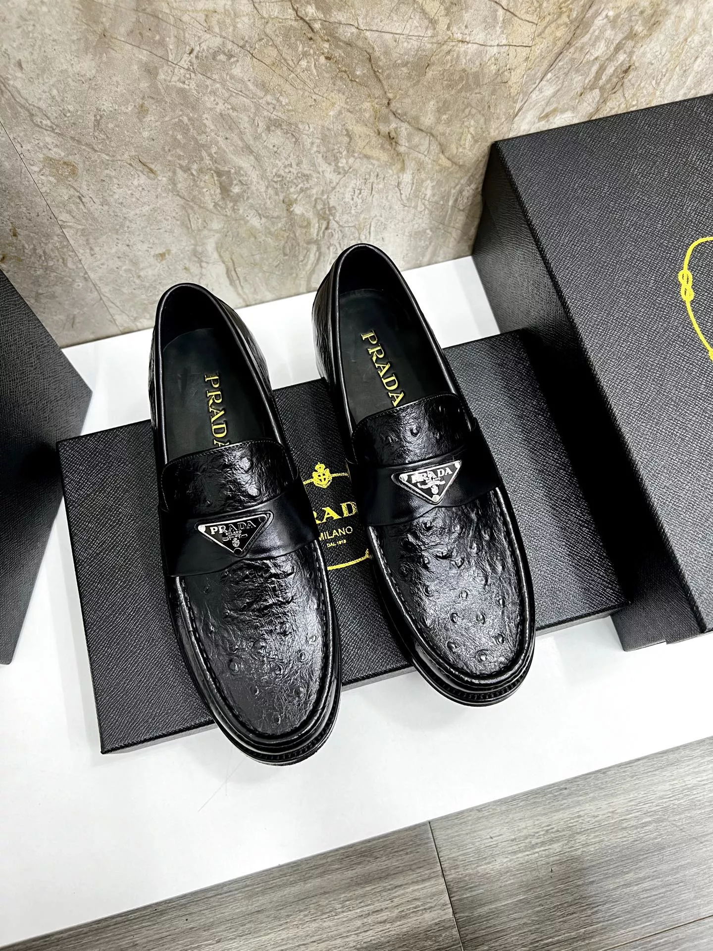 Prada Leather Shoes For Men Compact 7053