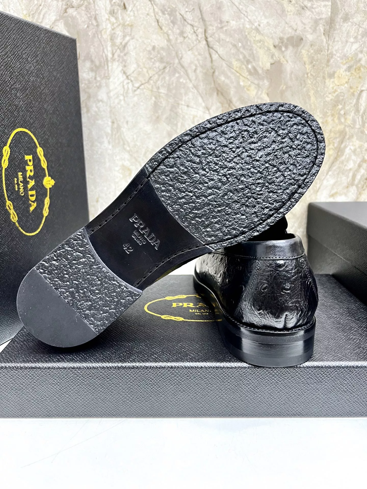 Prada Leather Shoes For Men Compact 7053
