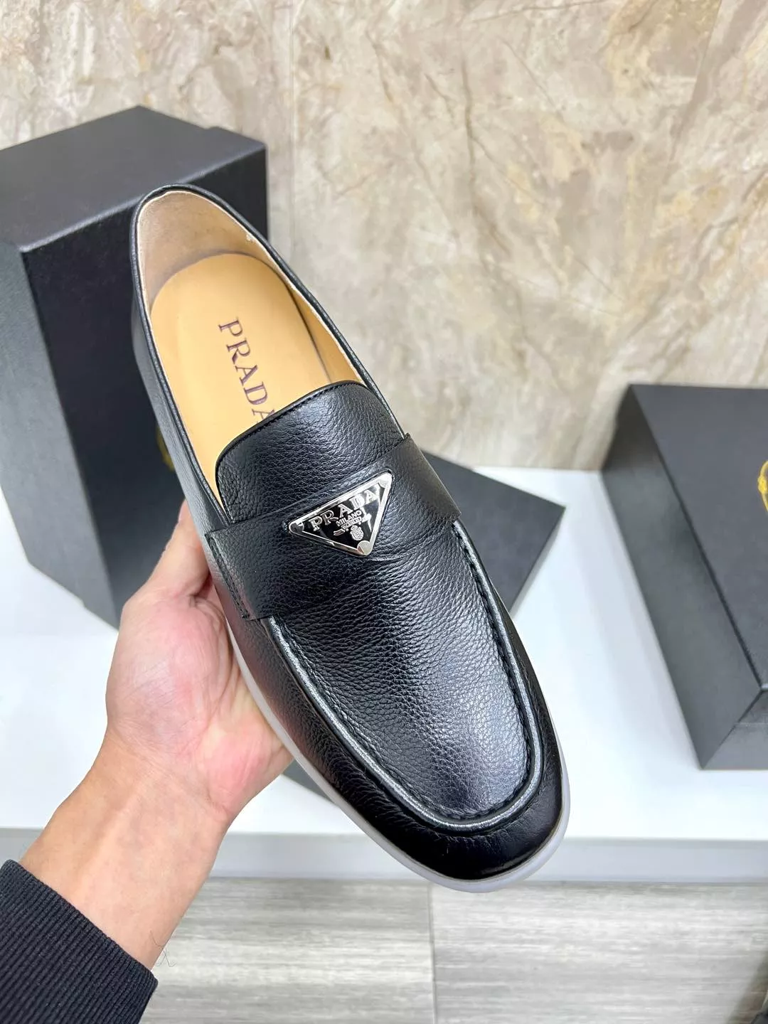 Prada Leather Shoes For Men Cozy 6126