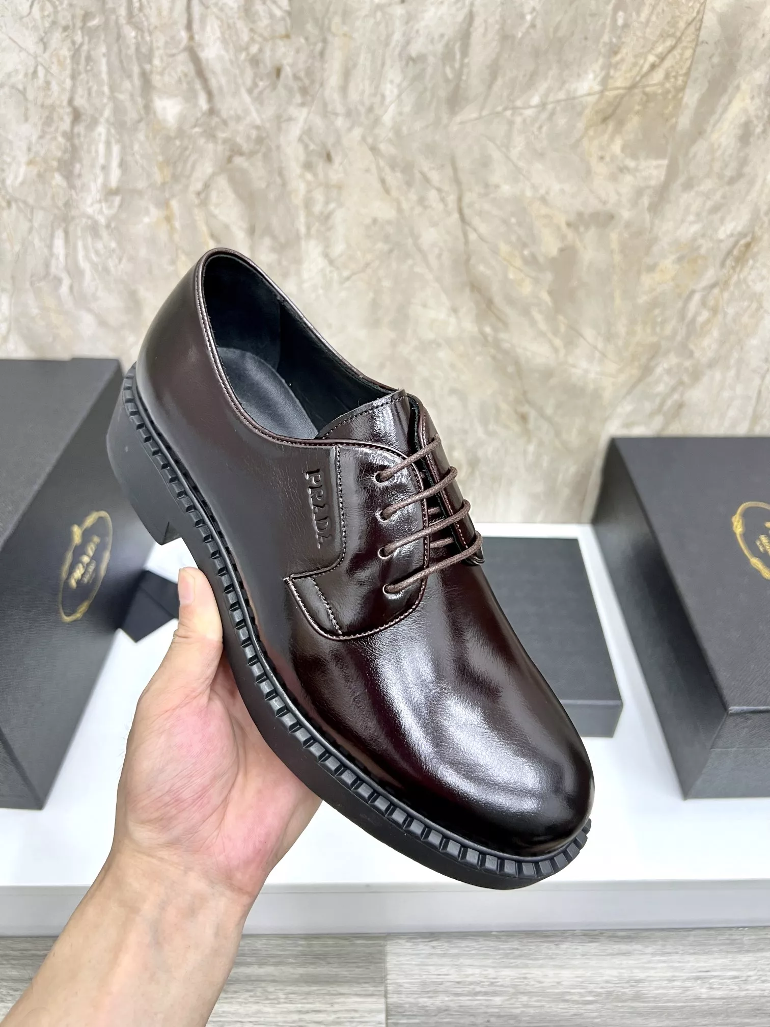 Prada Leather Shoes For Men Durable 8608