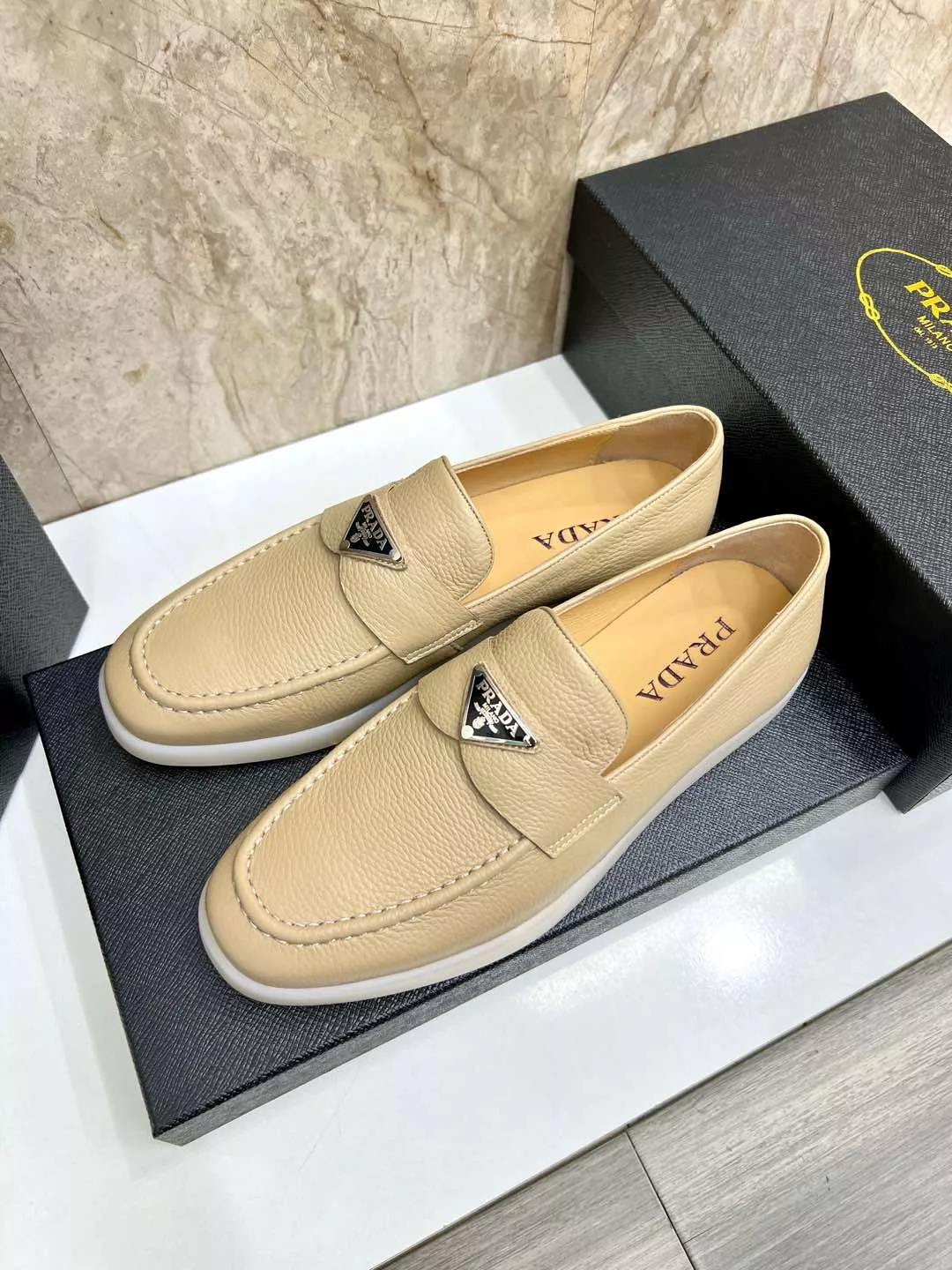 Prada Leather Shoes For Men EyeCatching 168