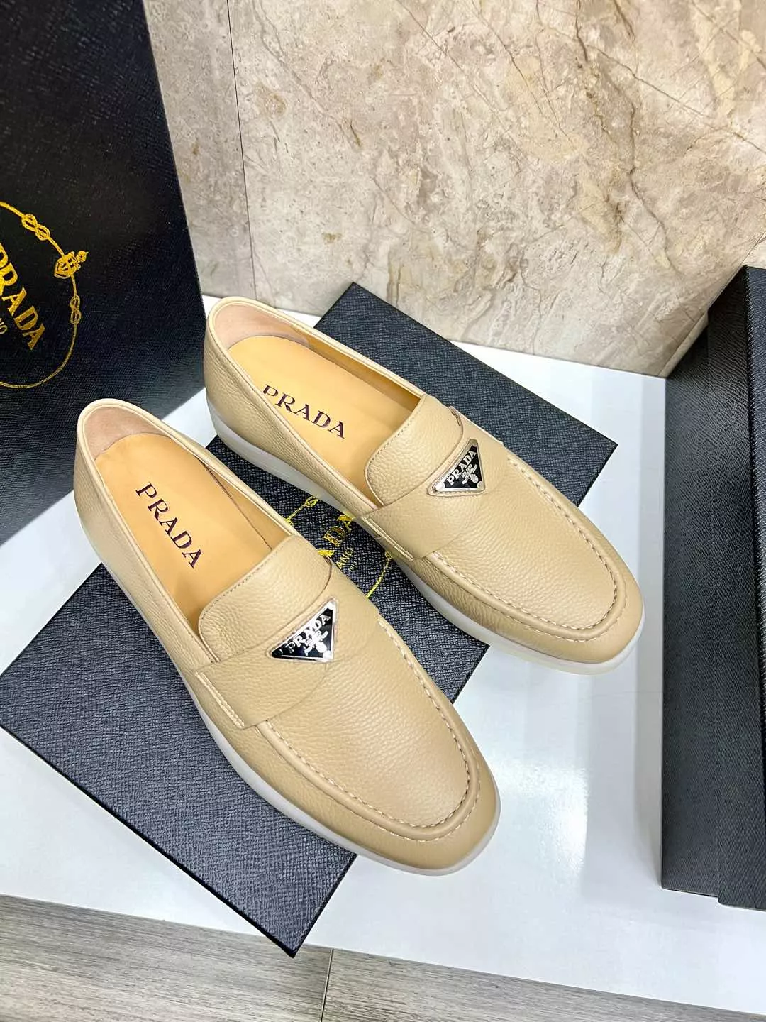 Prada Leather Shoes For Men EyeCatching 168