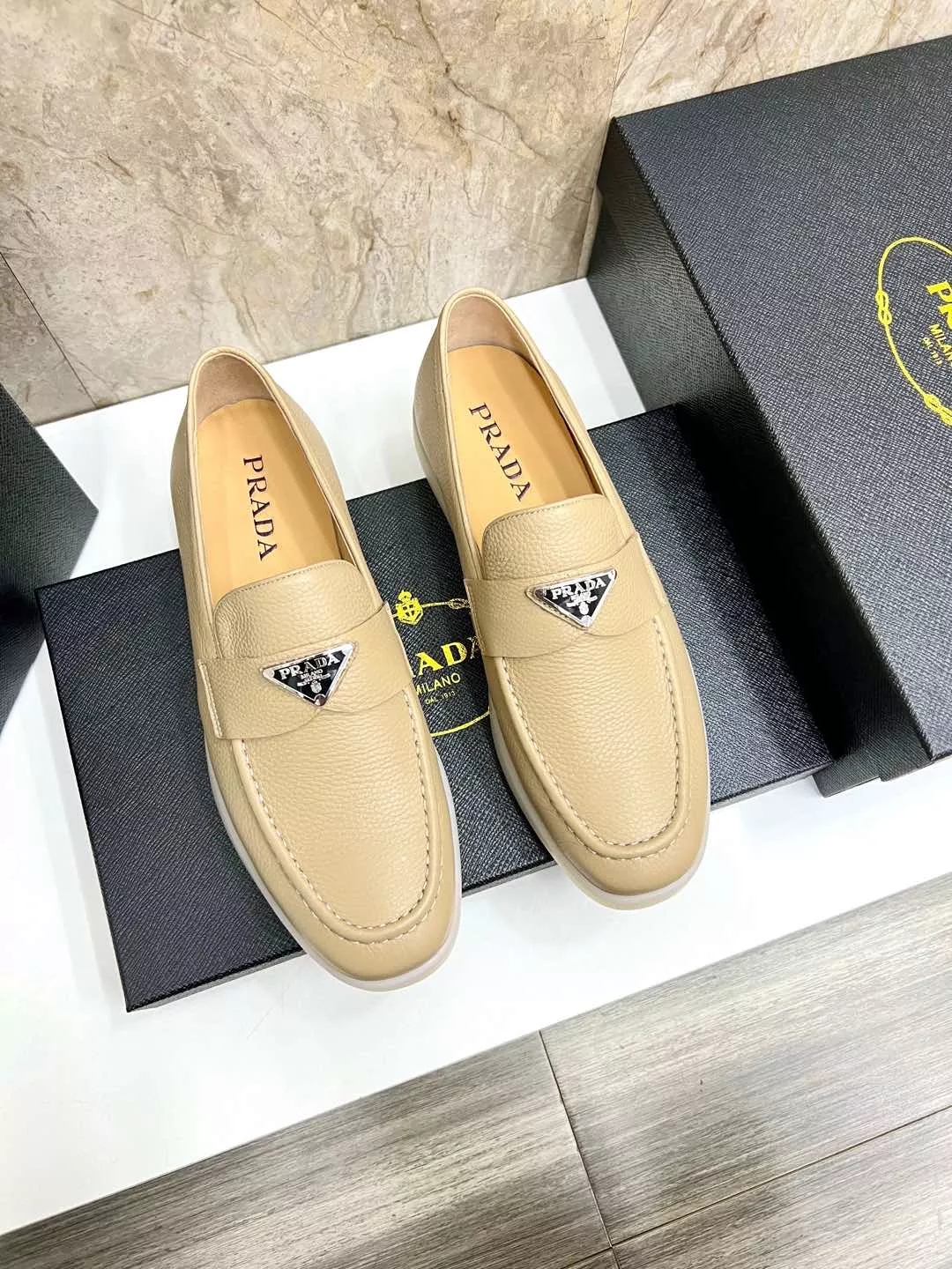 Prada Leather Shoes For Men EyeCatching 168