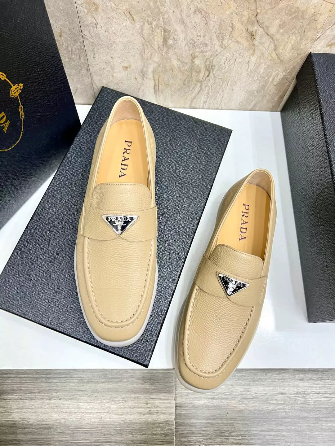 Prada Leather Shoes For Men EyeCatching 168