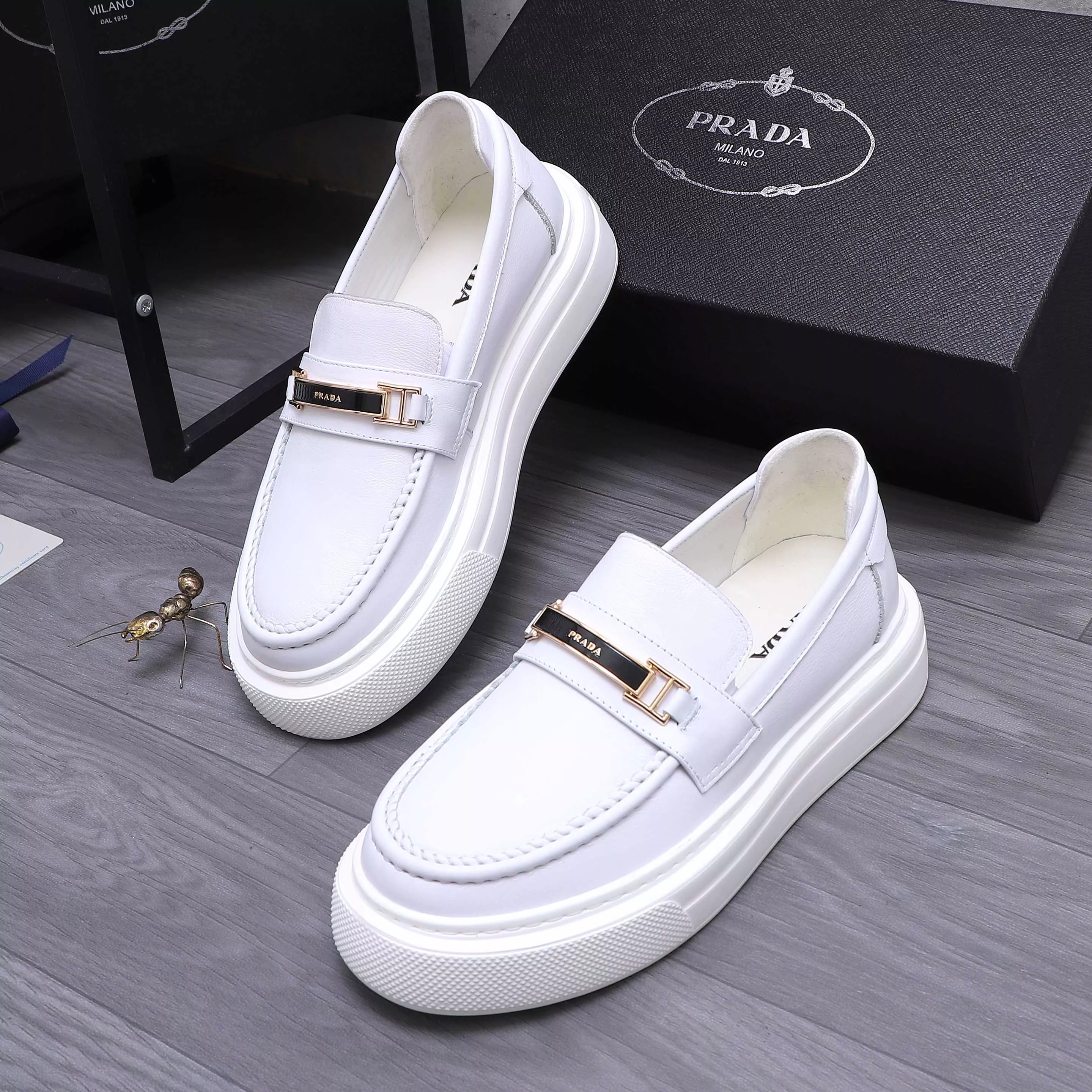 Prada Leather Shoes For Men Fashionable 7272