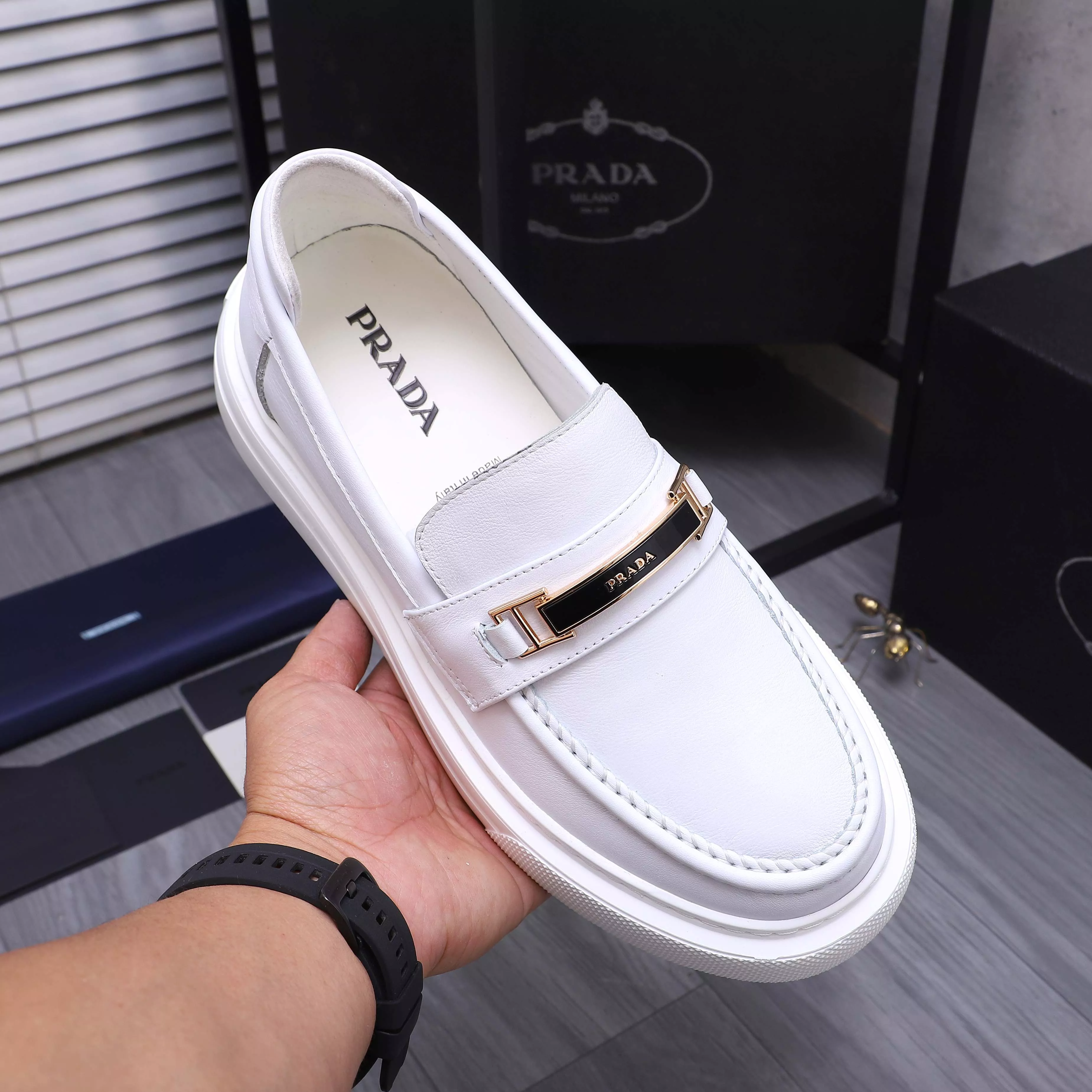 Prada Leather Shoes For Men Fashionable 7272